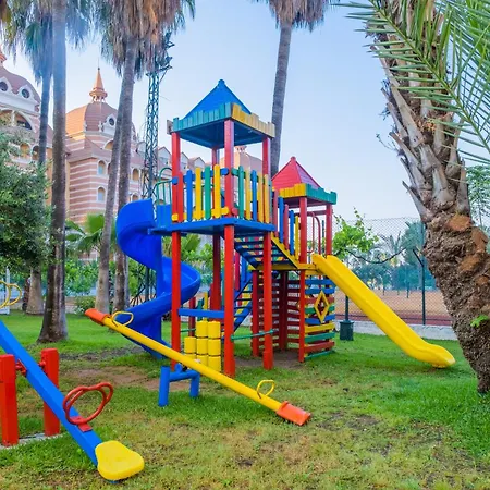 Θέρετρο Sural (adults Only)