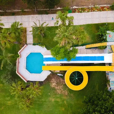 Θέρετρο Sural (adults Only) Σιντέ