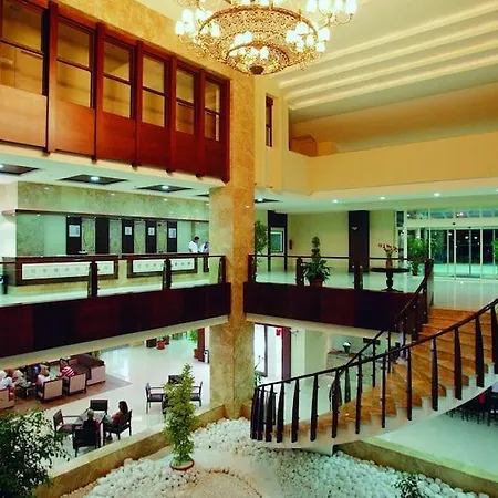 منتجع Sural (adults Only)