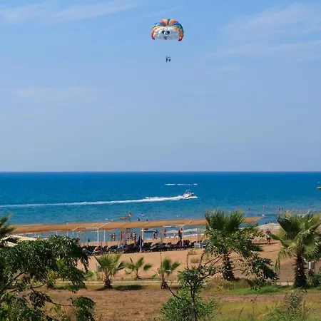 Sural (adults Only) Σιντέ