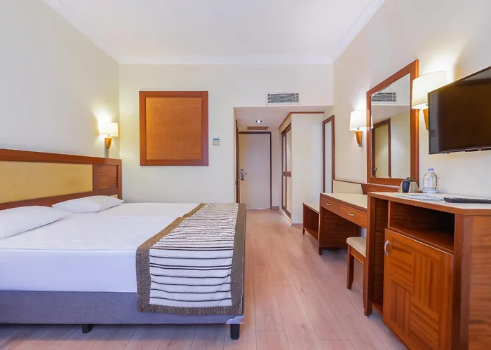 Sural (adults Only) Sidé